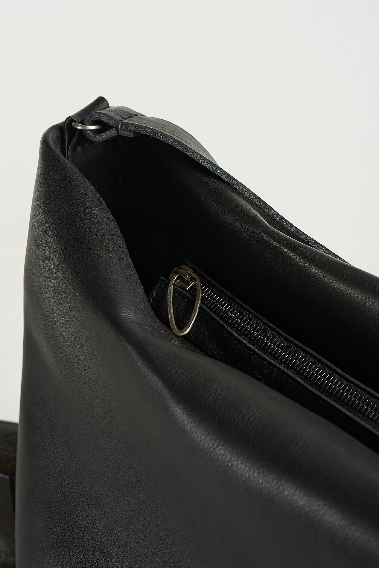 daniele basta leather and silver bags - DETAIL 2
